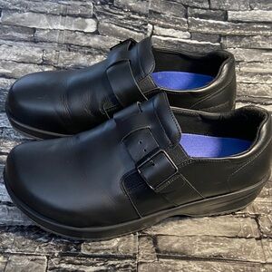 Birkenstock Black Leather Caris Pro Clogs Women’s 8-8.5
